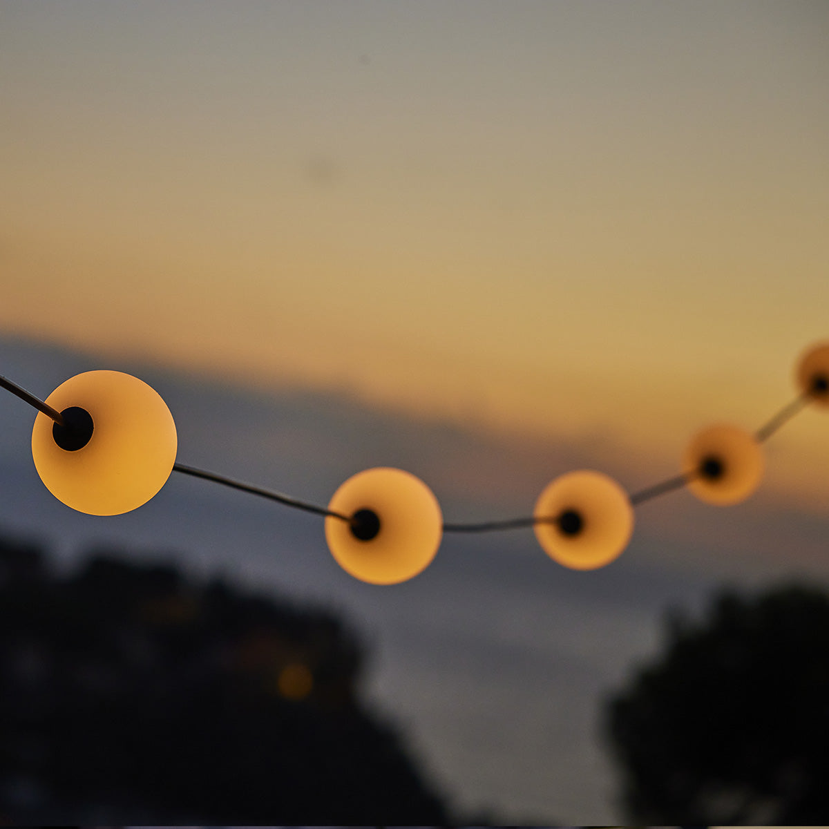 Guirlande lumineuse solaire d'extérieur 6 boules Ampoule LED BOLLY LIGHT SOLAR 5,5m avec crochet