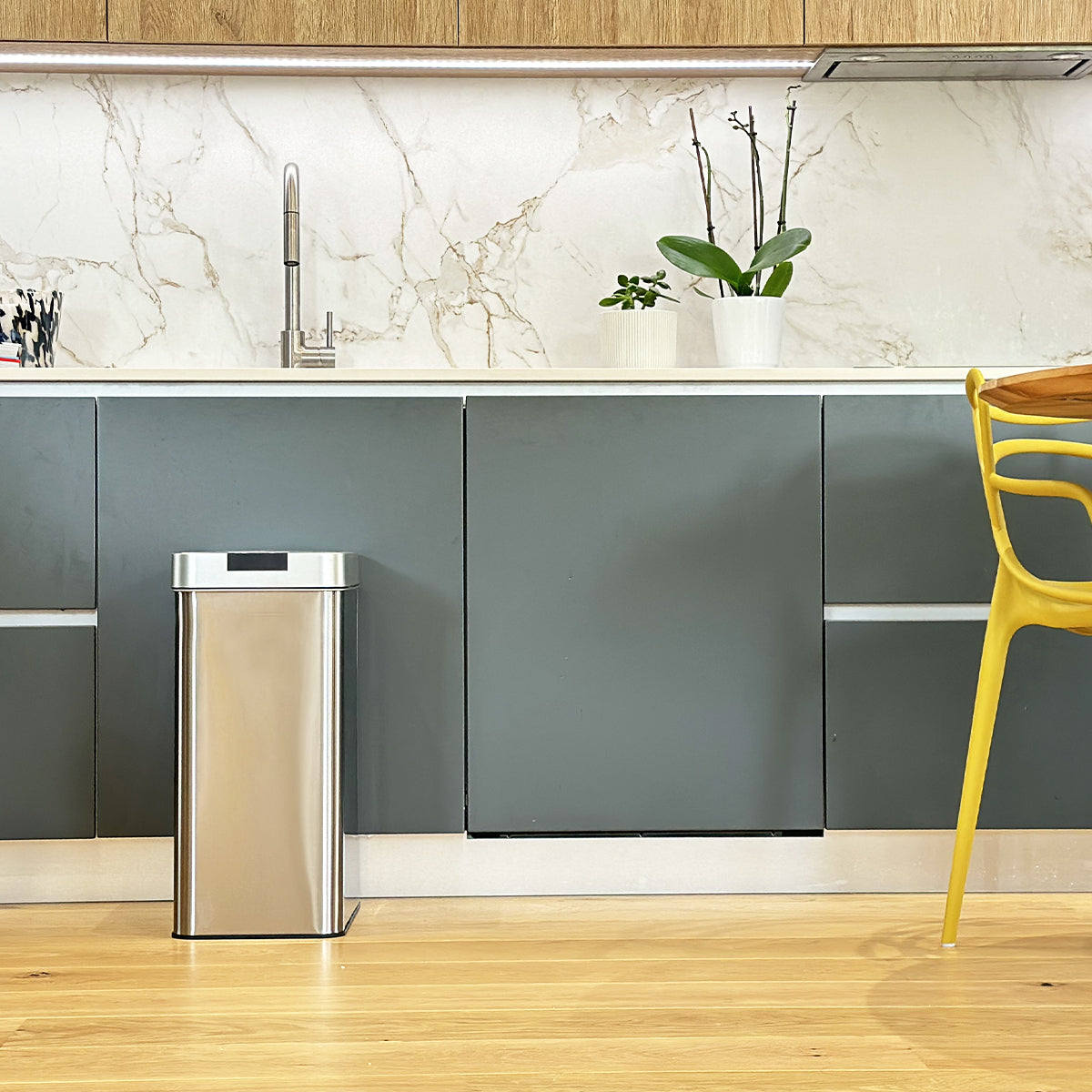 Poubelle de cuisine automatique design 50L PARKSIDE en acier INOX avec cerclage