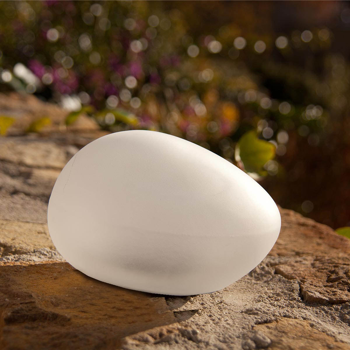 Lampe solaire décorative galet LED blanc SOLENZARA ∅16cm
