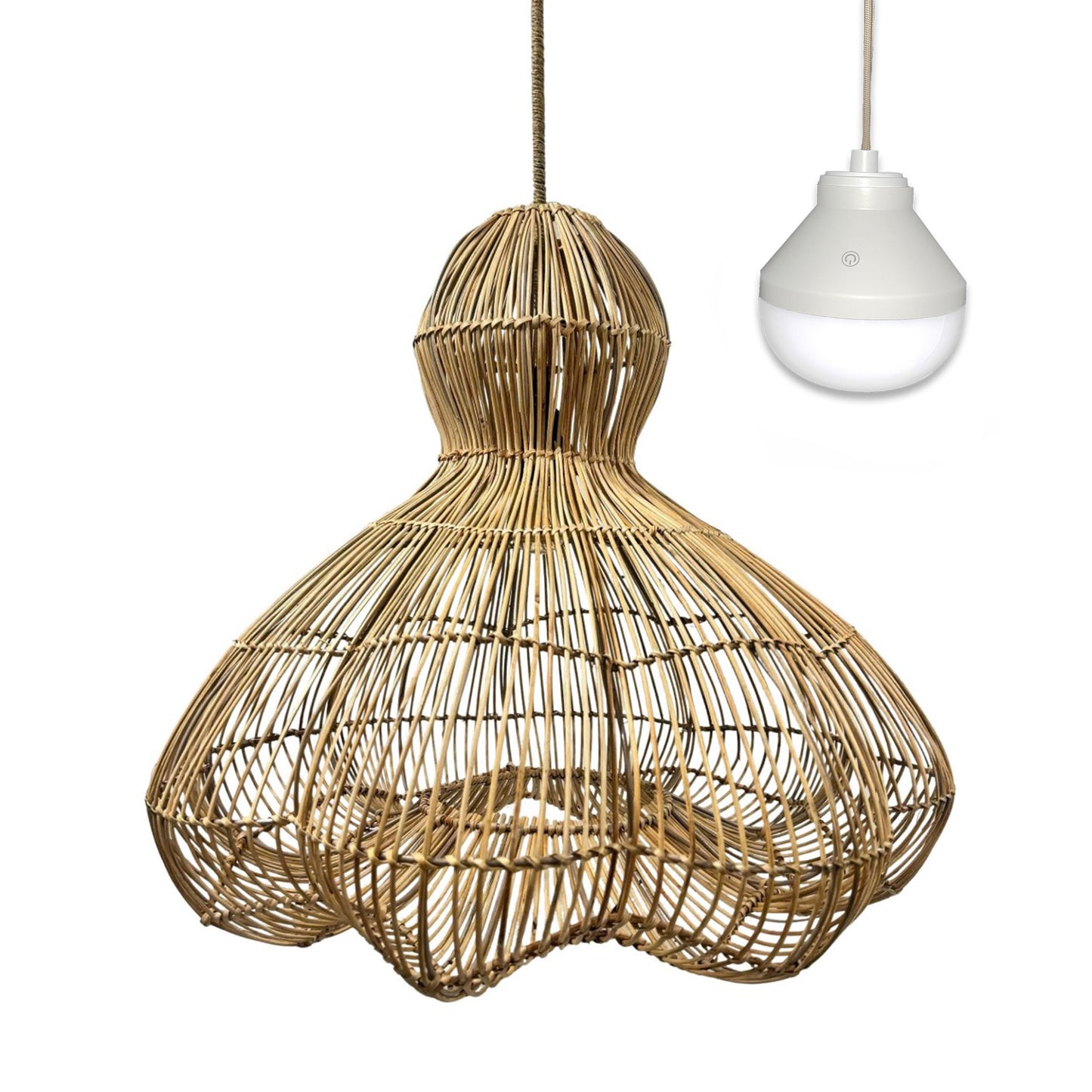 Suspension RONDA NOMAD en rotin naturel style bohème avec ampoule LED blanc/RGB nomade