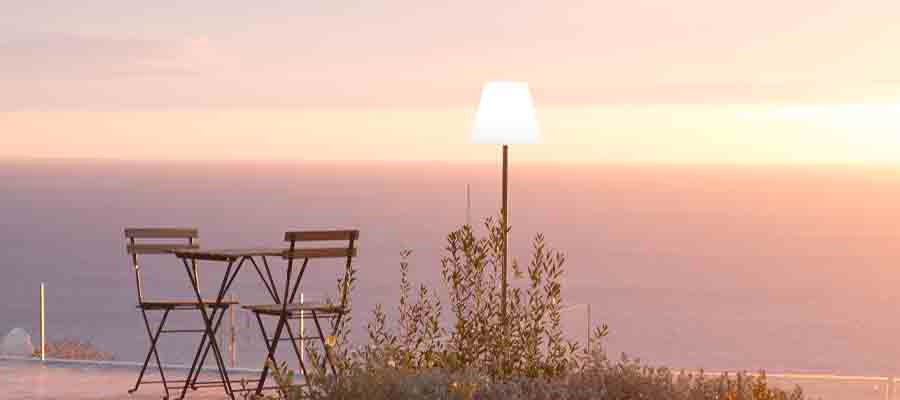 Lampadaire solaire