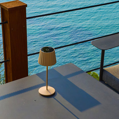 Lampe de table touch sans fil en aluminium beige LED ABBY CREAM blanc dimmable H29cm