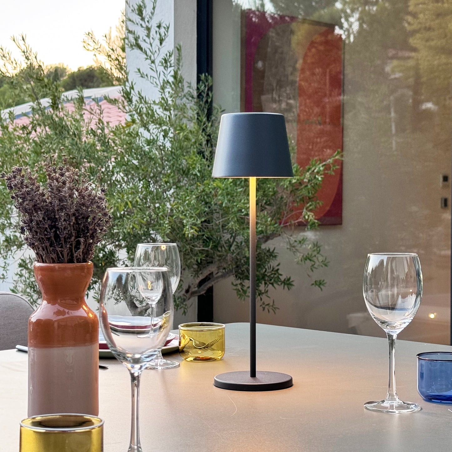 Lot de 6 lampes de table touch sans fil en aluminium KELLY ROCK LED blanc dimmable H38 cm avec plateau de chargement