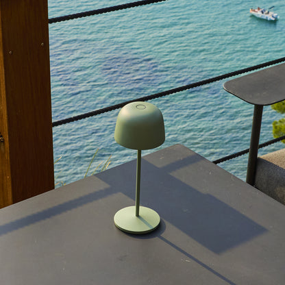 Lampe de table touch sans fil en aluminium vert olive LED SOPHIA OLIVE blanc dimmable H28cm