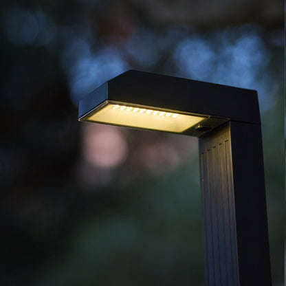 Lot de 4 balises solaires à piquer LED blanc chaud / froid 4X TORLY H40cm