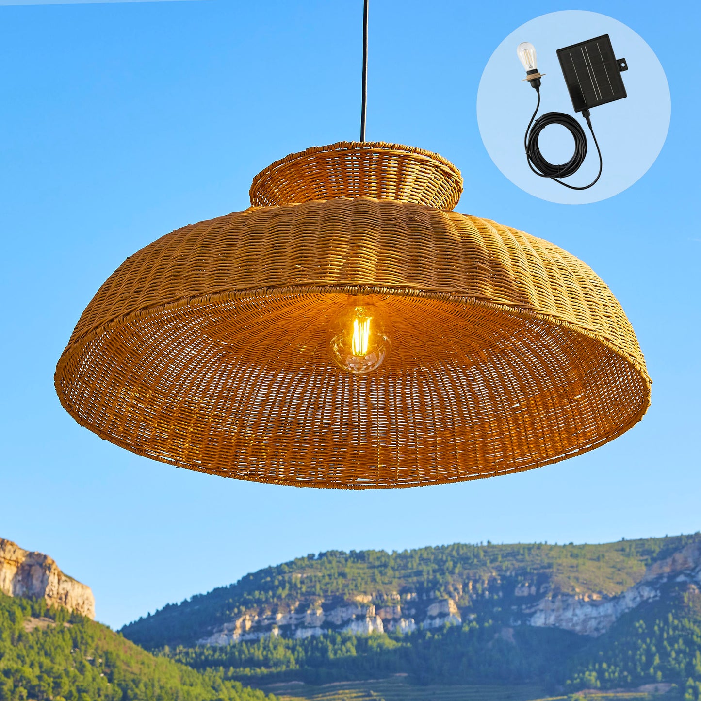 Suspension solaire DARMA SOLAR en rotin naturel avec câble hybride secteur et solaire 5m de longueur